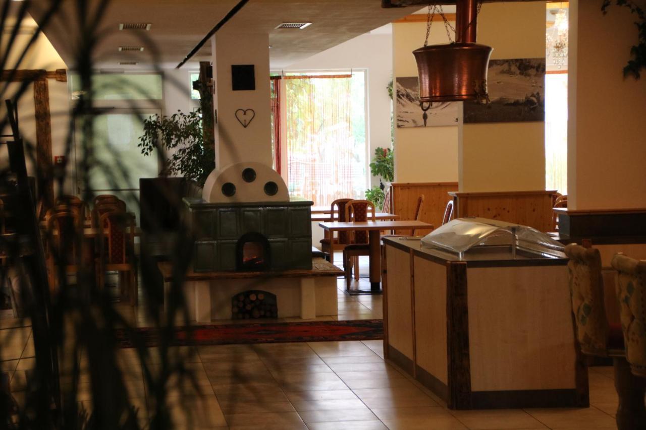 Gasthof Zum Loewen Aschau Im Zillertal Ngoại thất bức ảnh