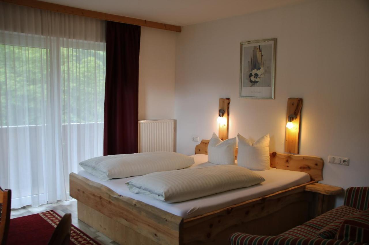 Gasthof Zum Loewen Aschau Im Zillertal Ngoại thất bức ảnh