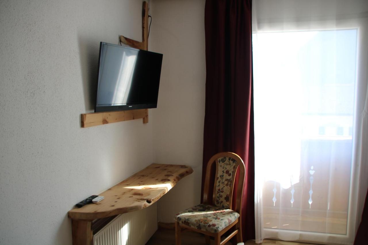 Gasthof Zum Loewen Aschau Im Zillertal Ngoại thất bức ảnh